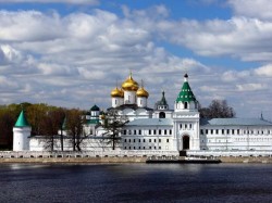 Кострома (Россия) - Свято-Троицкий Ипатьевский монастырь