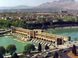 Исфахан (Иран) - мост Си-о-Се Поль