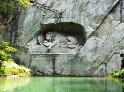 4. Памятник «Умирающий лев»