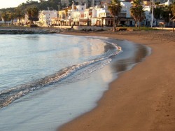 4. Малага (Испания) - пляж Pedregalejos