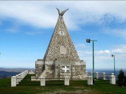 4. Баня Ковиляча - Памятник на горе Гучево 