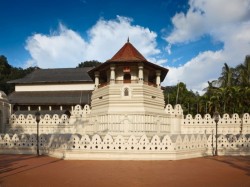 1. Канди (Шри-Ланка) - храм зуба Будды
