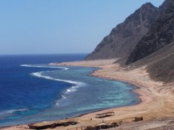 1. Дахаб (Египет) – пляж