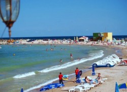 Эфорые Суд (Румынія) - забаўкі на пляжы