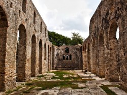 Саранда (Албания) - руины древнего города Бутринти