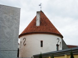 4. Пярну (Эстонія) - Чырвоная Вежа