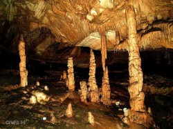 3. Велинград (Болгария) - пещера Лепеница