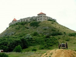 1. Хевиз (Венгрия) - крепость Шюмег
