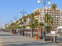 Ларнака (Кипр) - набережная Финикудес