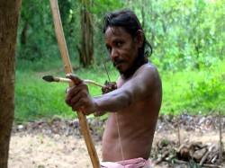 3. Ваддува (Шри-Ланка) - представитель племени веддов