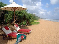 2. Хиккадува (Шри-Ланка) - пляж