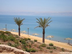 2. Мертвое море (Иордания) - пляж