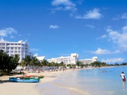 2. Оча-Рыас (Ямайка) - пляж