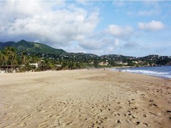 4. Акапулька - пляж Пі-дэ-ла-Куэста