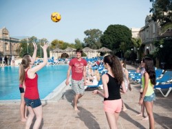 Сент-Джулианс (Мальта) - молодежный отдых волейбол