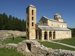 3. Сербия - монастырь Сопочаны