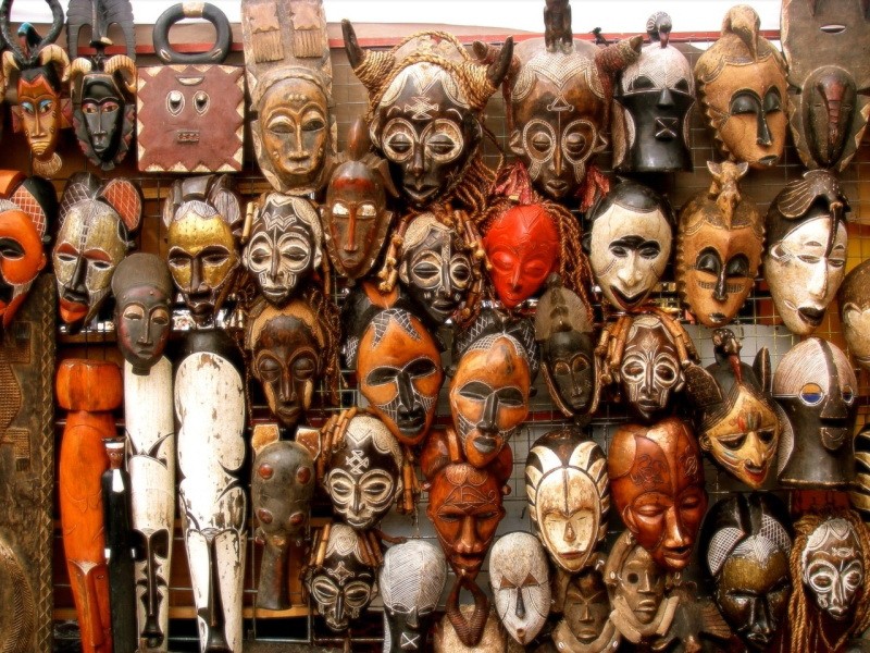 Кабо-Верде - Африканские маски 