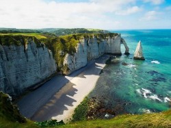 1. Франция - скалы Этрета у берегов Нормандии