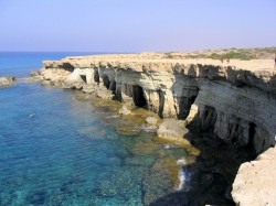 4. Кипр - морские пещеры