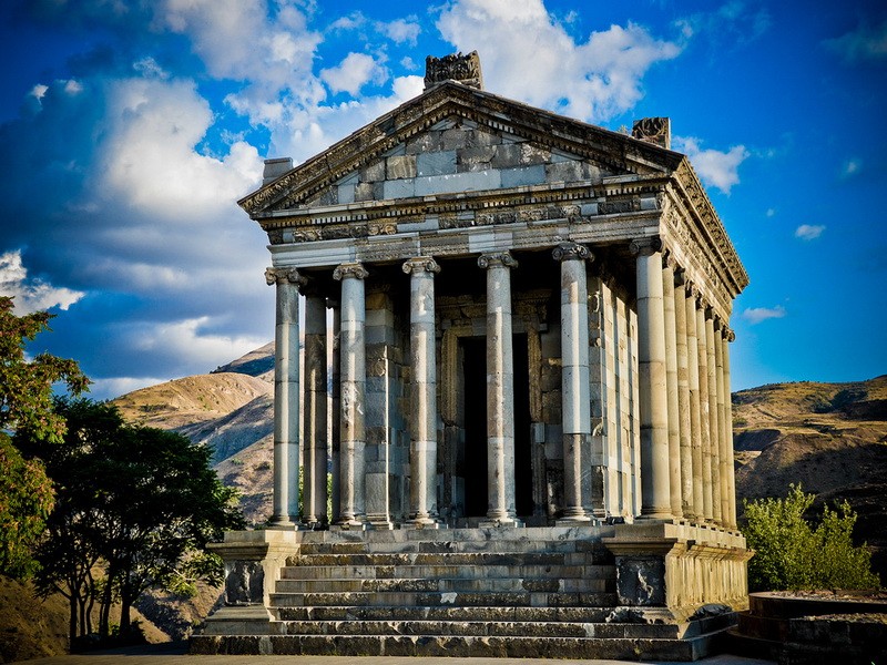 4. Армения - Языческий храм Гарни 