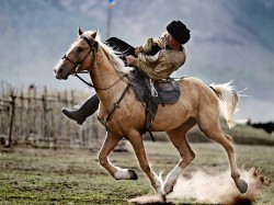 Кыргызстан - Игры кочевнико