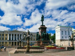 Хельсинки - Сенатская площадь, статуя Александра II