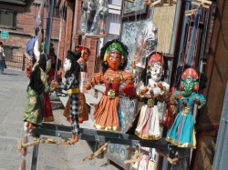 4. Катманду - Сувенирные статуэтки