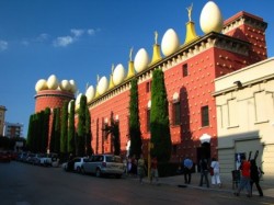 3. Дом-музей Сальвадора Дали, Испания