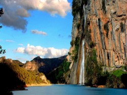 1.Коста Адэхе (Канары) - водопад