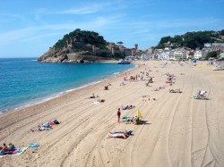2. Тосса де Мар (Испания) - пляж