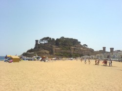 4. Тосса де Мар (Испания) - пляж Гран