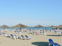 6. Лимассол (Кипр) - пляж Лимассола