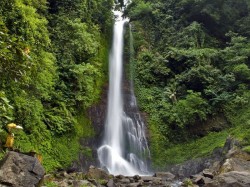 4. Бали (Индонезия) - водопад Гит-гит