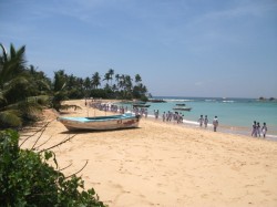 1. Хиккадува (Шри-Ланка) - пляж