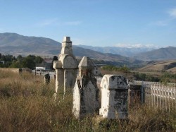 2. Гёйгёль (Азербайджан) - кладбище