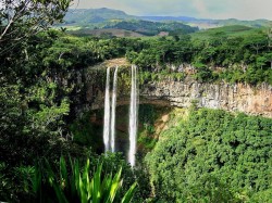 1. Южное побережье (Маврикий) - водопад Шамарель