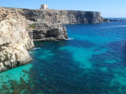 4. Комино (Мальта) - побережье