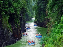Коста-Рика - рафтинг по реке