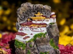 7. Бутан - сувениры