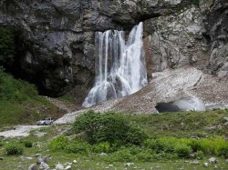 4. Абхазия — Гегский водопад