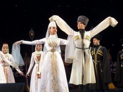 4. Абхазия —  Национальные костюмы