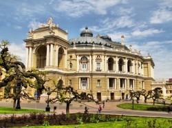 Украина - Одесский театр оперы и балета