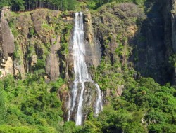 3. Шри-Ланка - водопад Бамбараканд