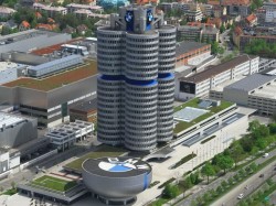 Германия - музей BMW в Мюнхене