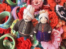 Кыргызстан - Куклы из войлока