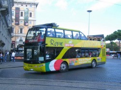 3. Италия - туристические автобусы в Риме