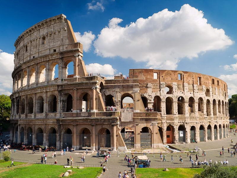 1. Італія - Калізей у Рыме 